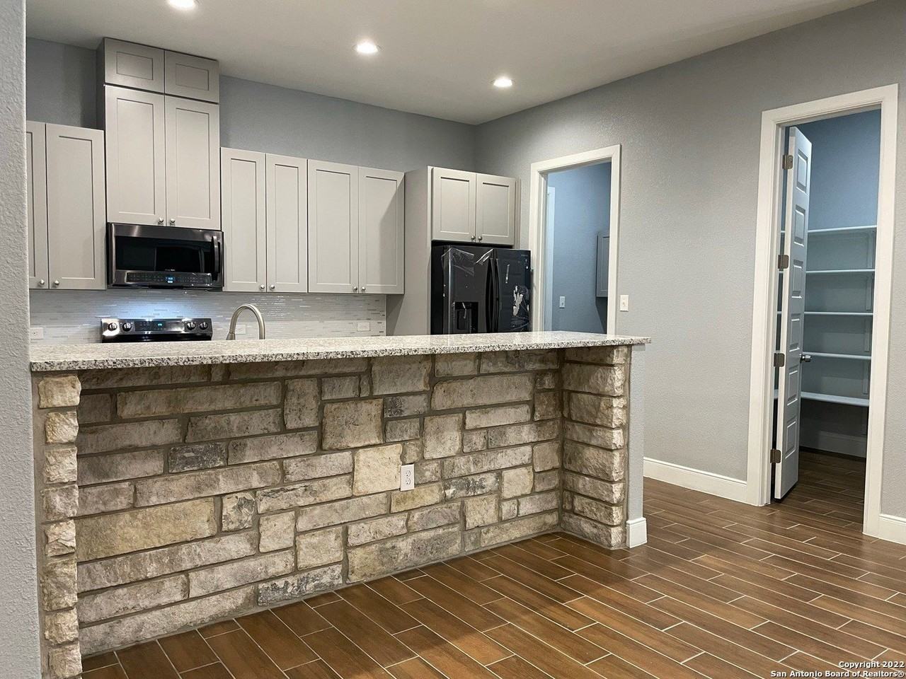 133 W Pat Dolan - Photo 5 of 26