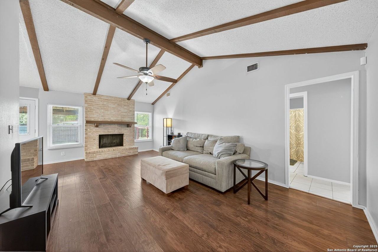 6606 Courtyard - Photo 6 of 27