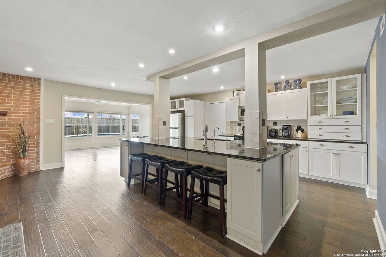 116 S Gardenview - Photo 6 of 29