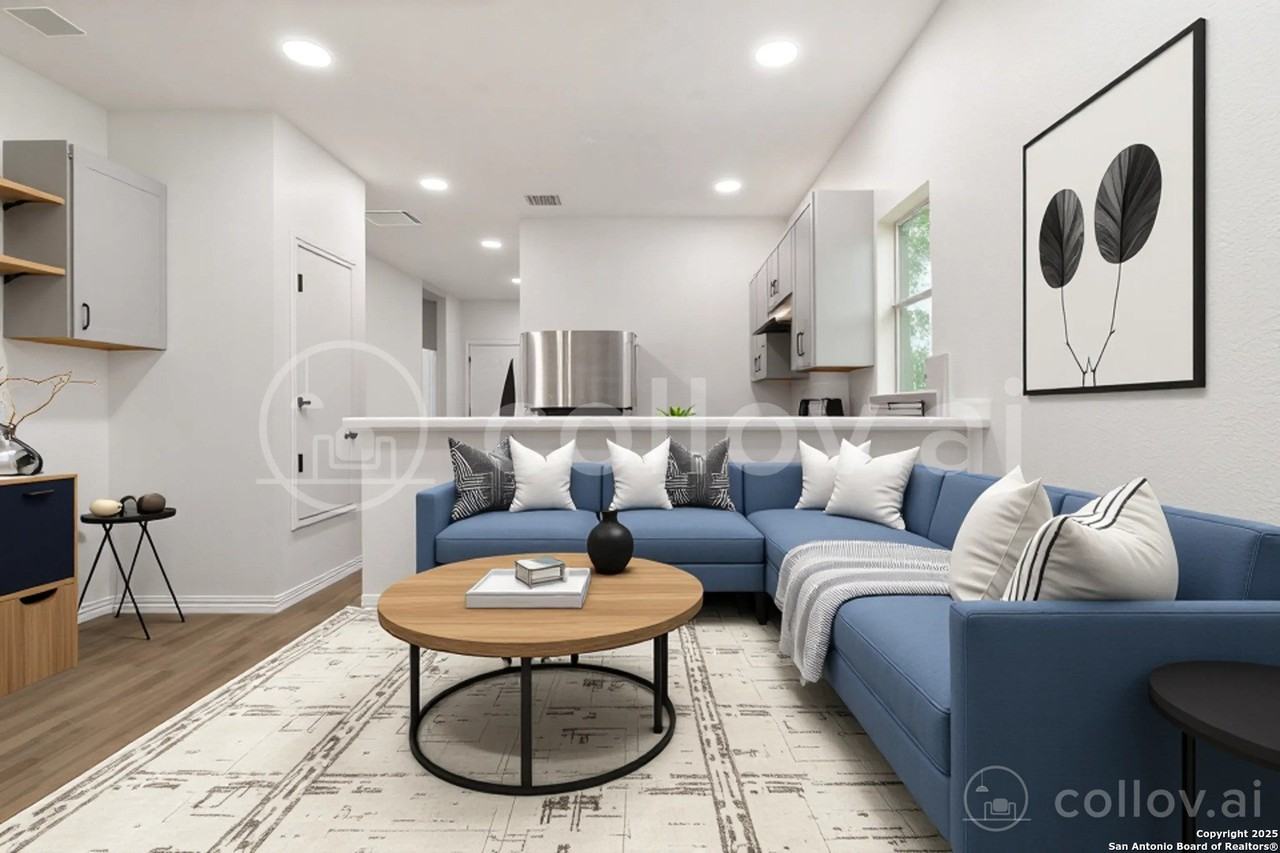 1836 Aransas Ave - Photo 5 of 32