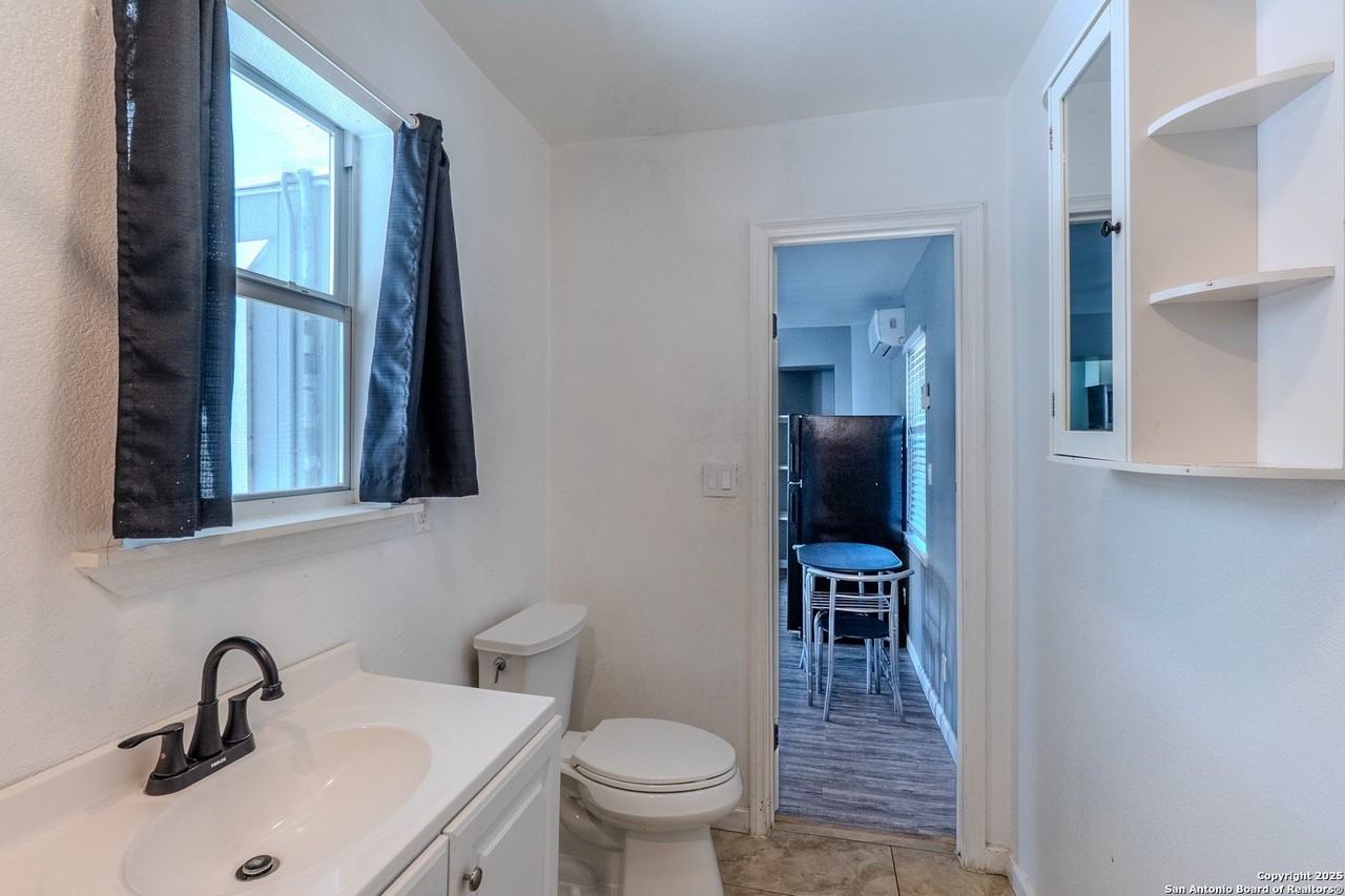 125 Hess Street #101 - Photo 7 of 7