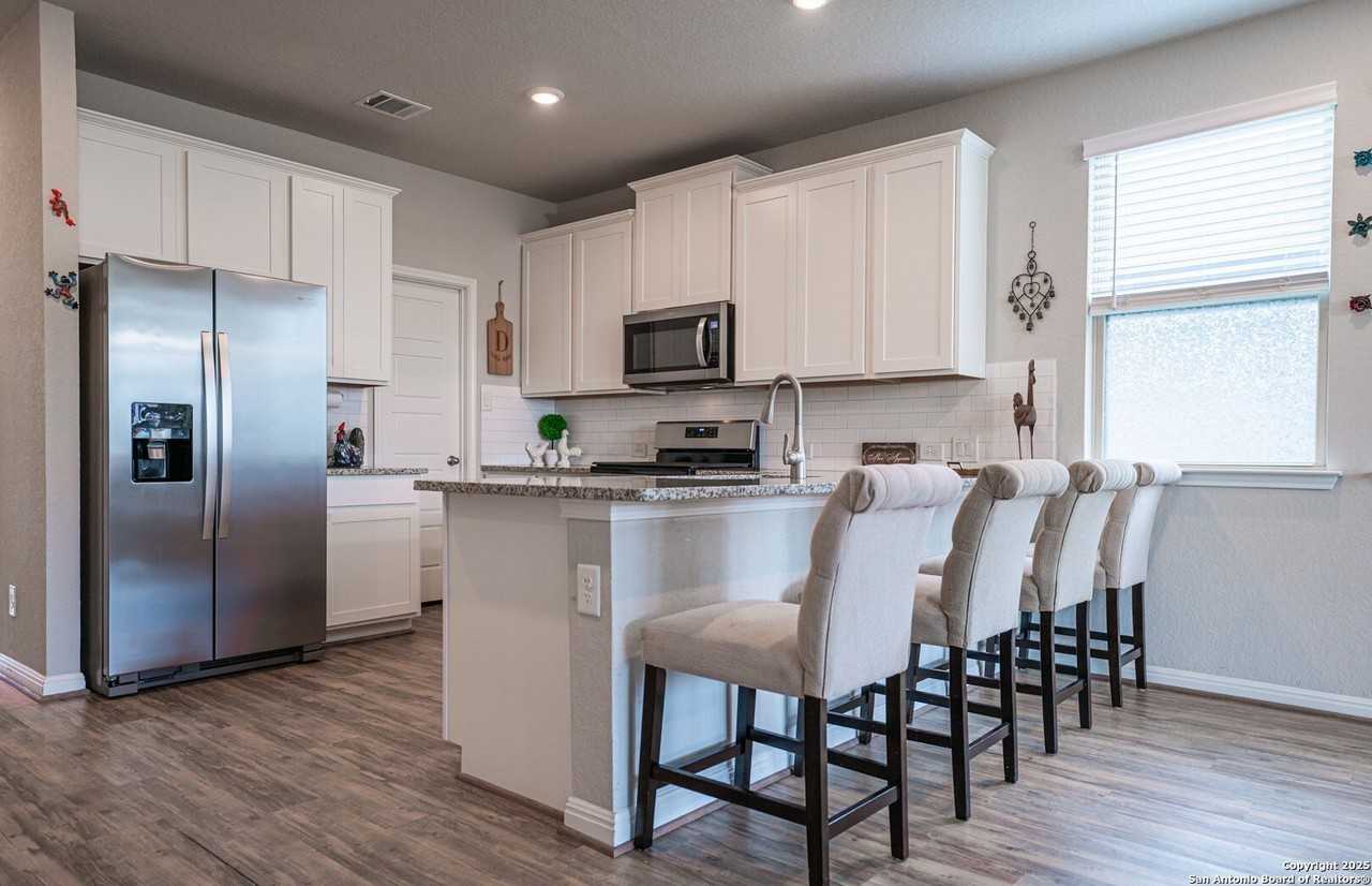 4721 Ranahan Pass - Photo 6 of 29