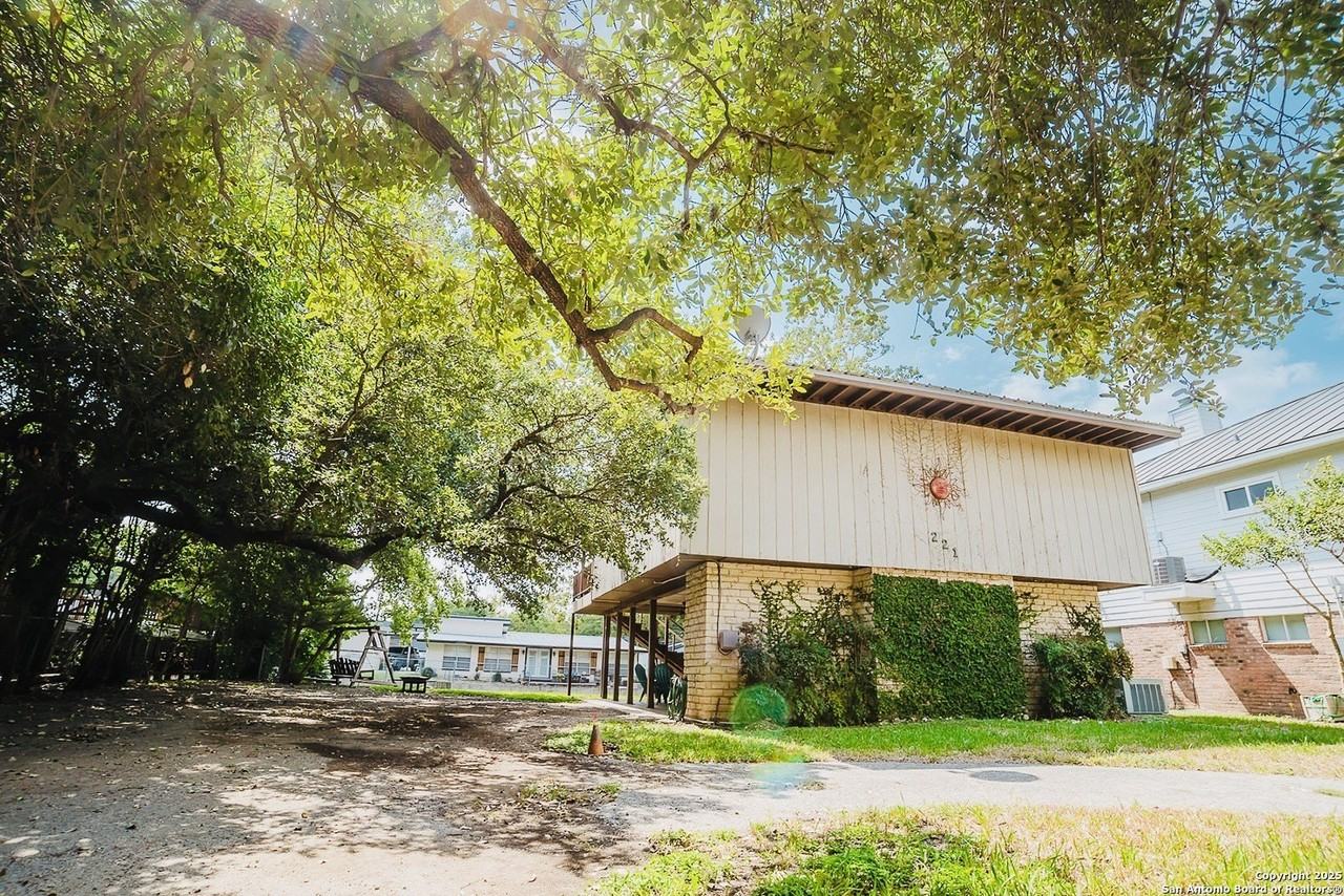 221 Spyglass Road - Photo 2 of 17