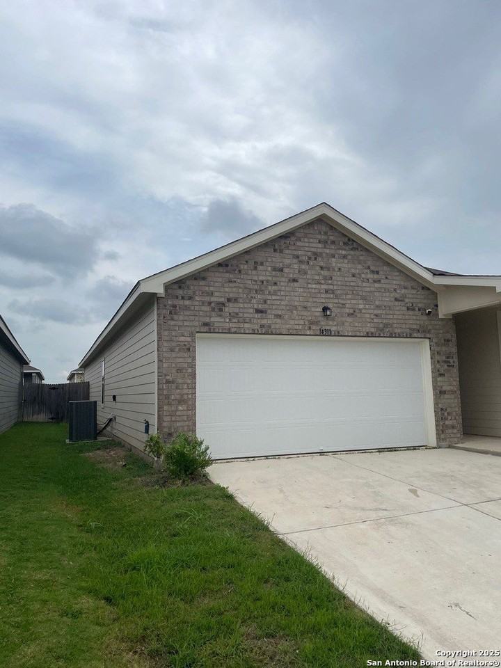 14311 Gila Xing - Photo 4 of 24