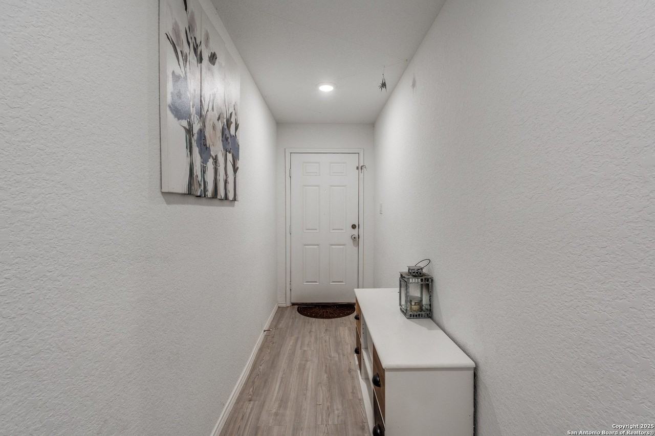 10827 Hernando Court - Photo 4 of 25