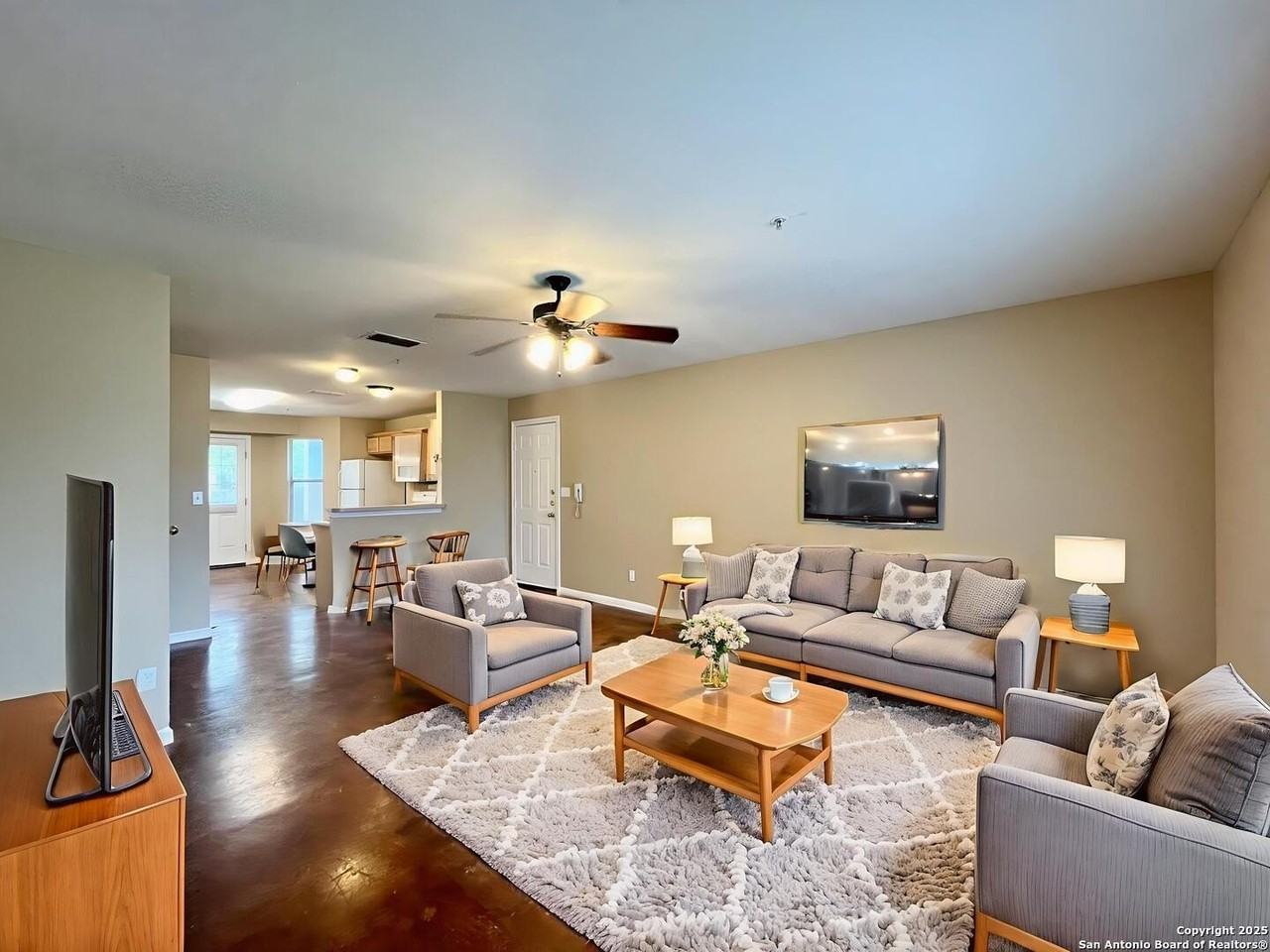 3141 Douglas Fir Dr - Photo 4 of 36