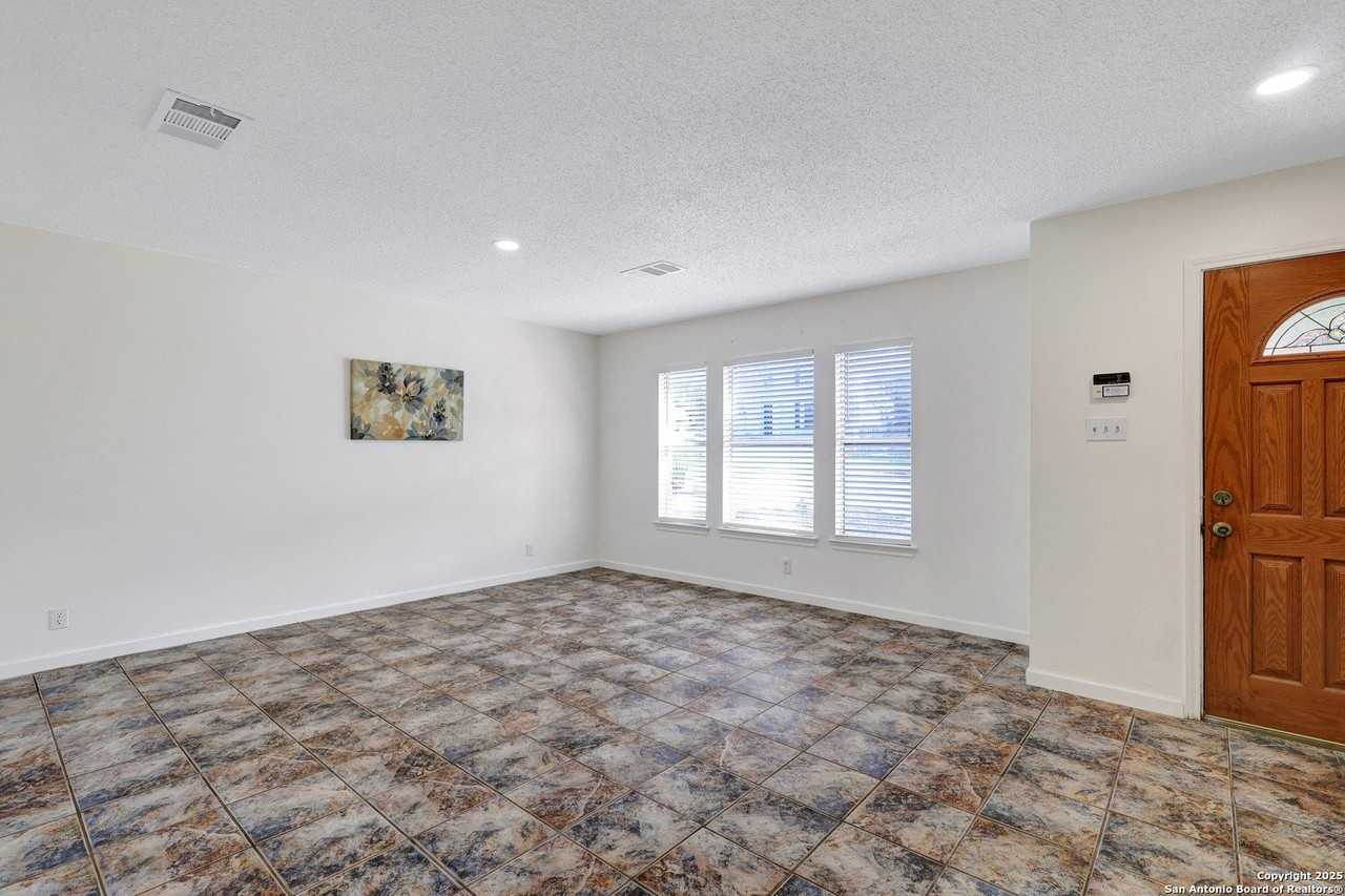 10211 Windstone Creek - Photo 3 of 34