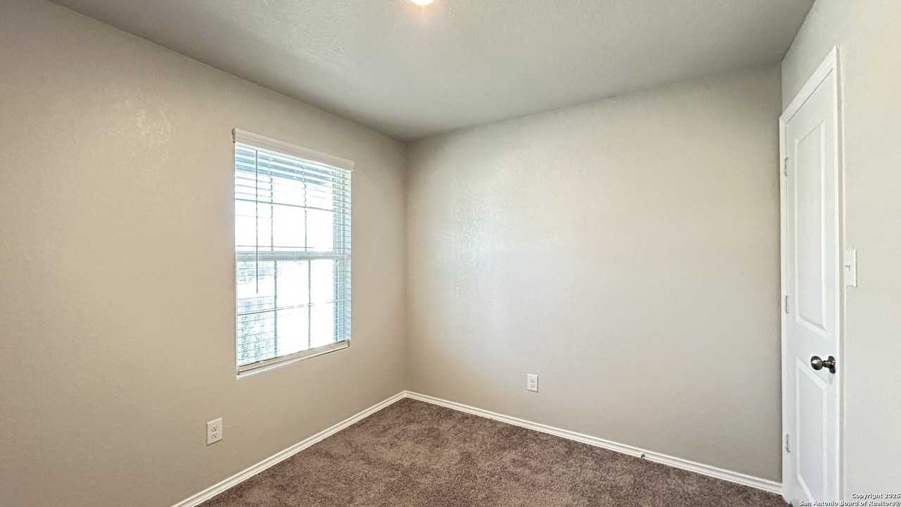 9711 Mill Dam - Photo 3 of 20