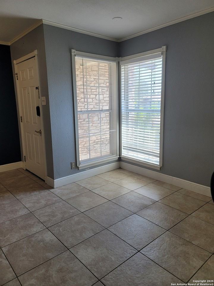 5711 Prentiss Drive - Photo 4 of 38