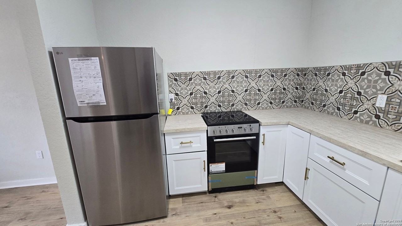 212 Placid Dr Unit 2 #2 - Photo 6 of 17