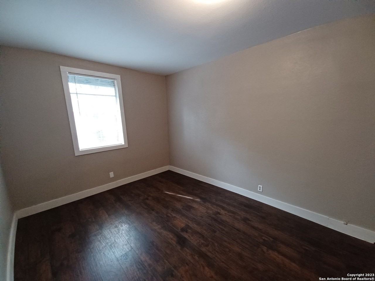 1515 Montana St Unit B #B - Photo 6 of 13