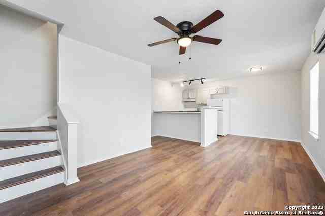 131 Elsie Ave Apt 104 #104 - Photo 2 of 9