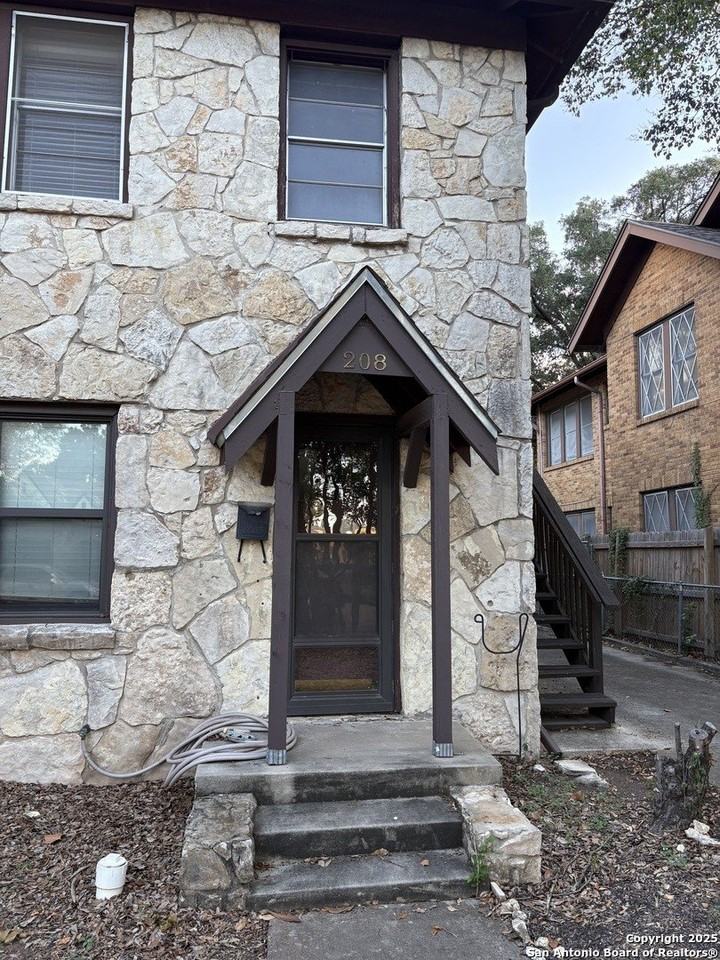 210 East Lullwood Avenue #208 - Photo 2 of 23