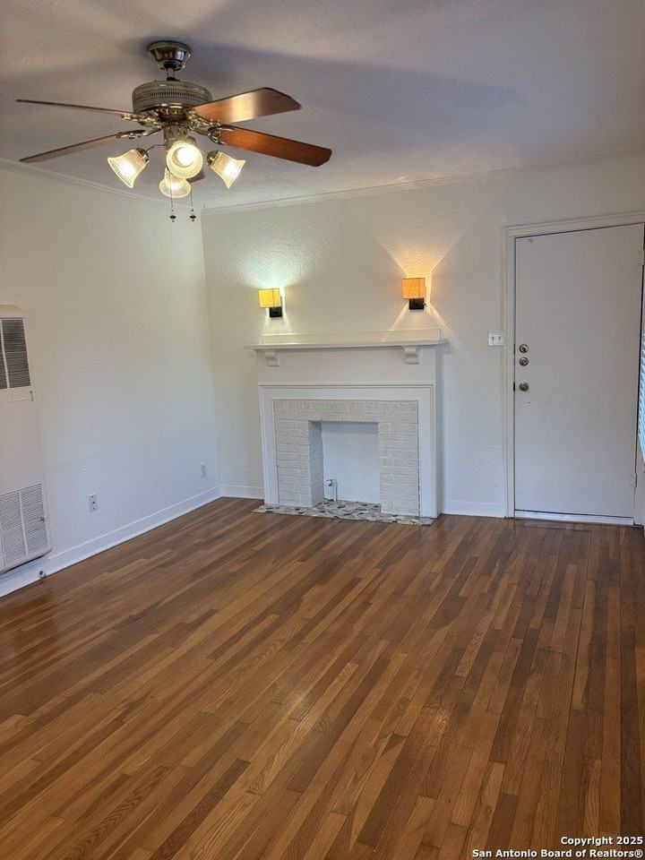 210 East Lullwood Avenue #208 - Photo 7 of 23