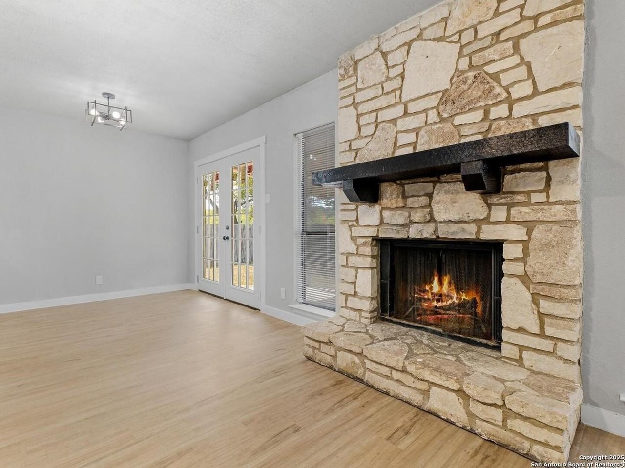 11315 Spring Crest Street - Photo 6 of 20