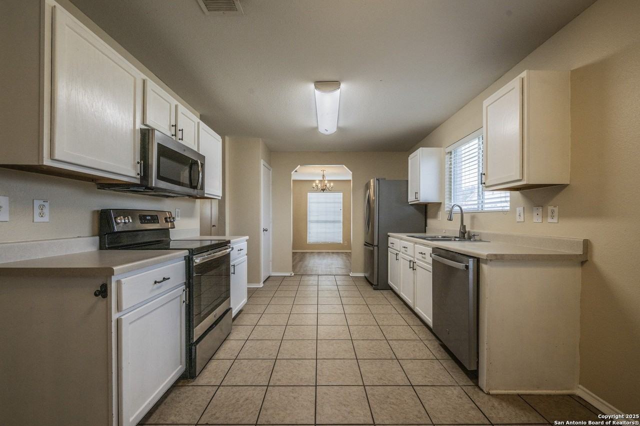 200 Willow Run - Photo 7 of 32