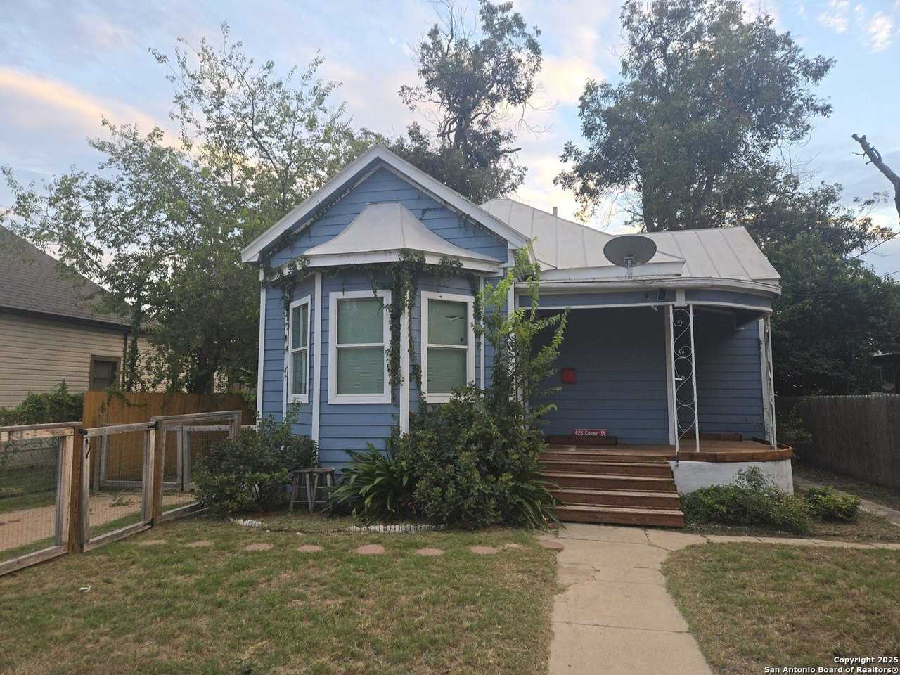 426 Cooper Street - Photo 2 of 13