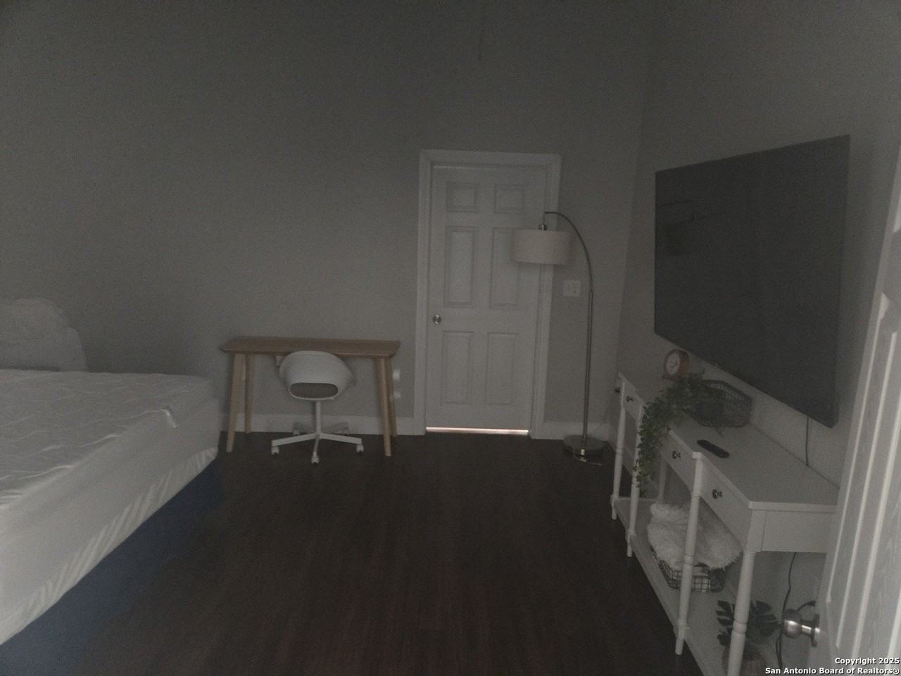 426 Cooper Street - Photo 5 of 13