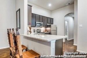 1111 Renee Way - Photo 4 of 18