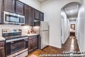 1111 Renee Way - Photo 5 of 18