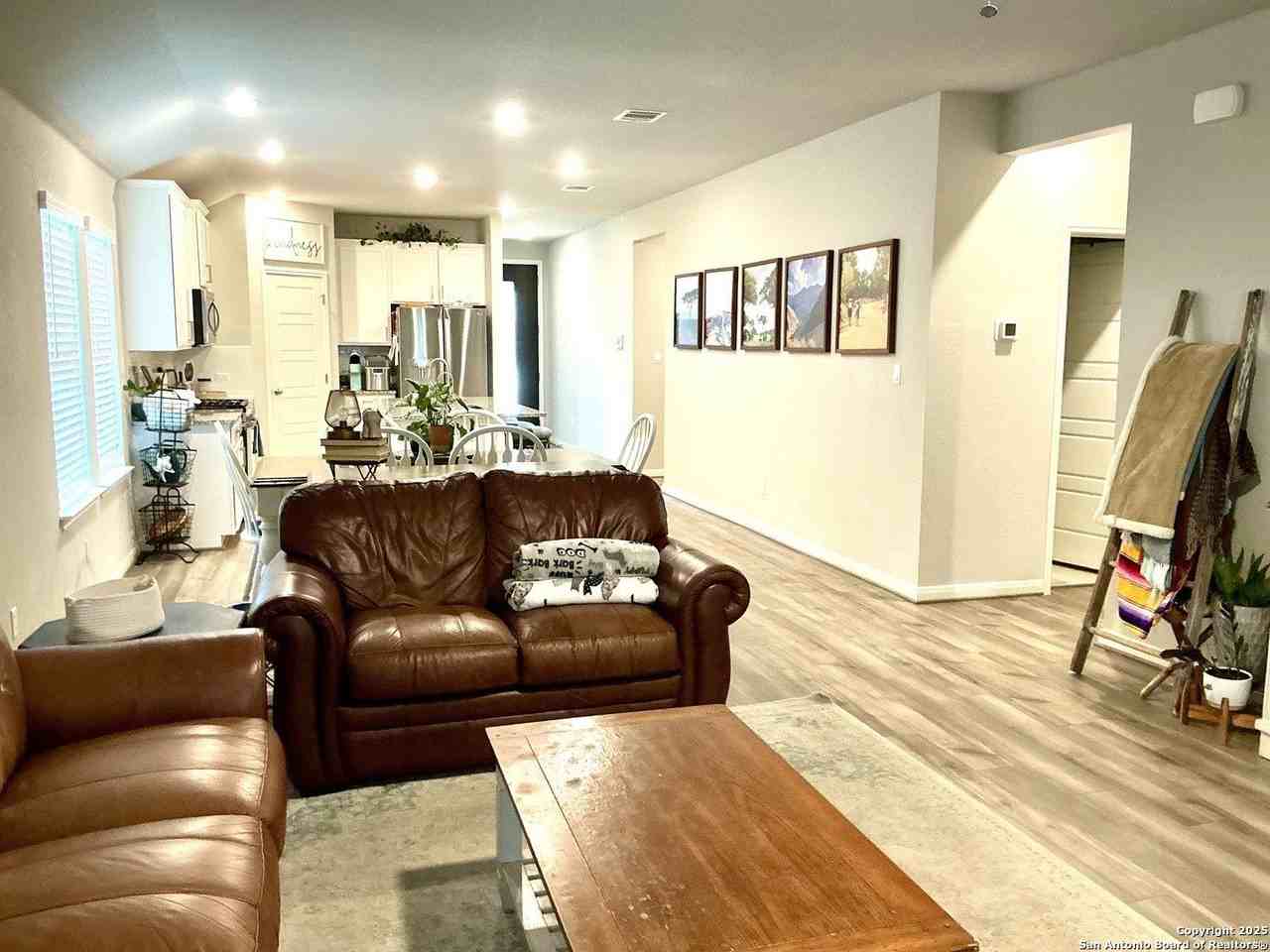 1540 Arcadian Lily - Photo 6 of 34