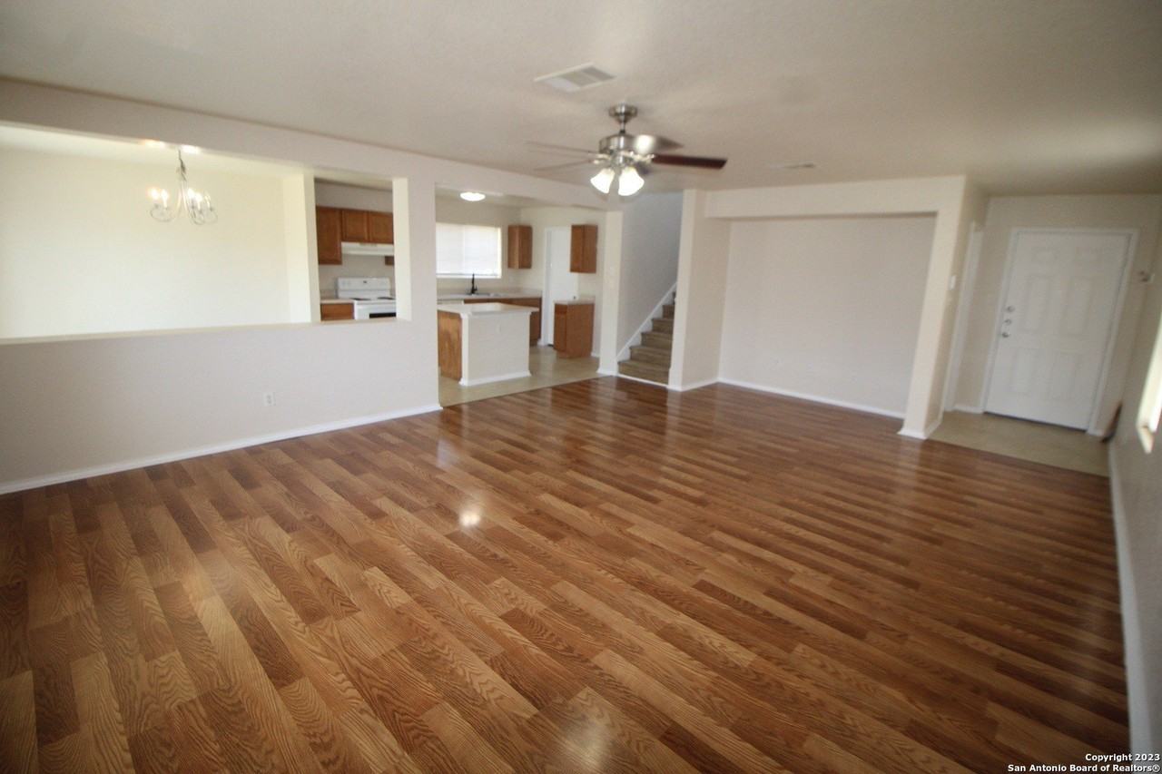 9822 Barhill Bay - Photo 6 of 17