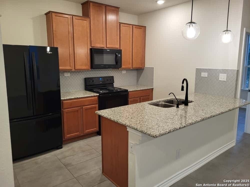 10415 Caddo Pass - Photo 5 of 14