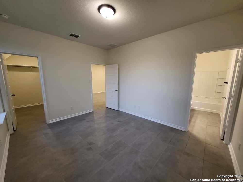 10415 Caddo Pass - Photo 7 of 14