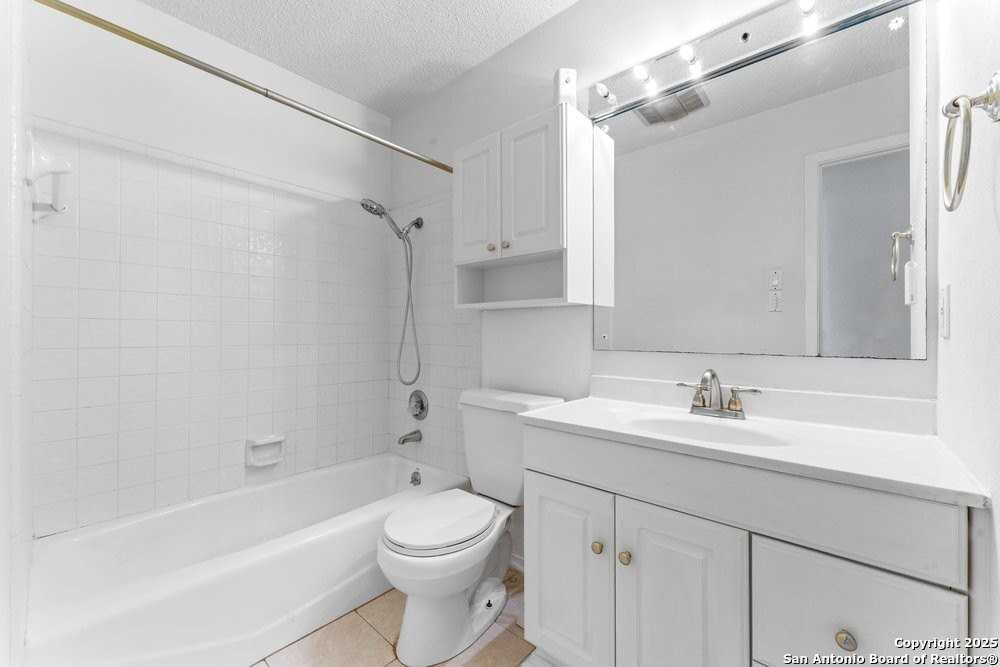 6323 Forest Bnd - Photo 7 of 33