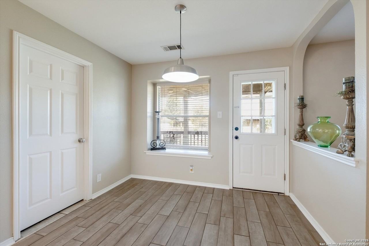 1502 Coral Bay - Photo 5 of 24