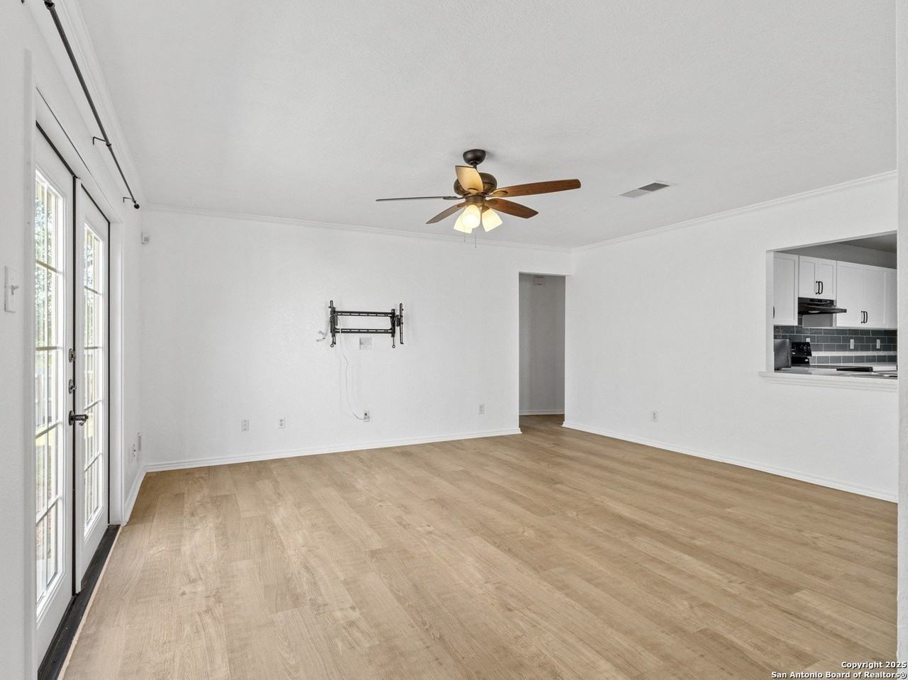 11010 Victors Hill - Photo 6 of 40