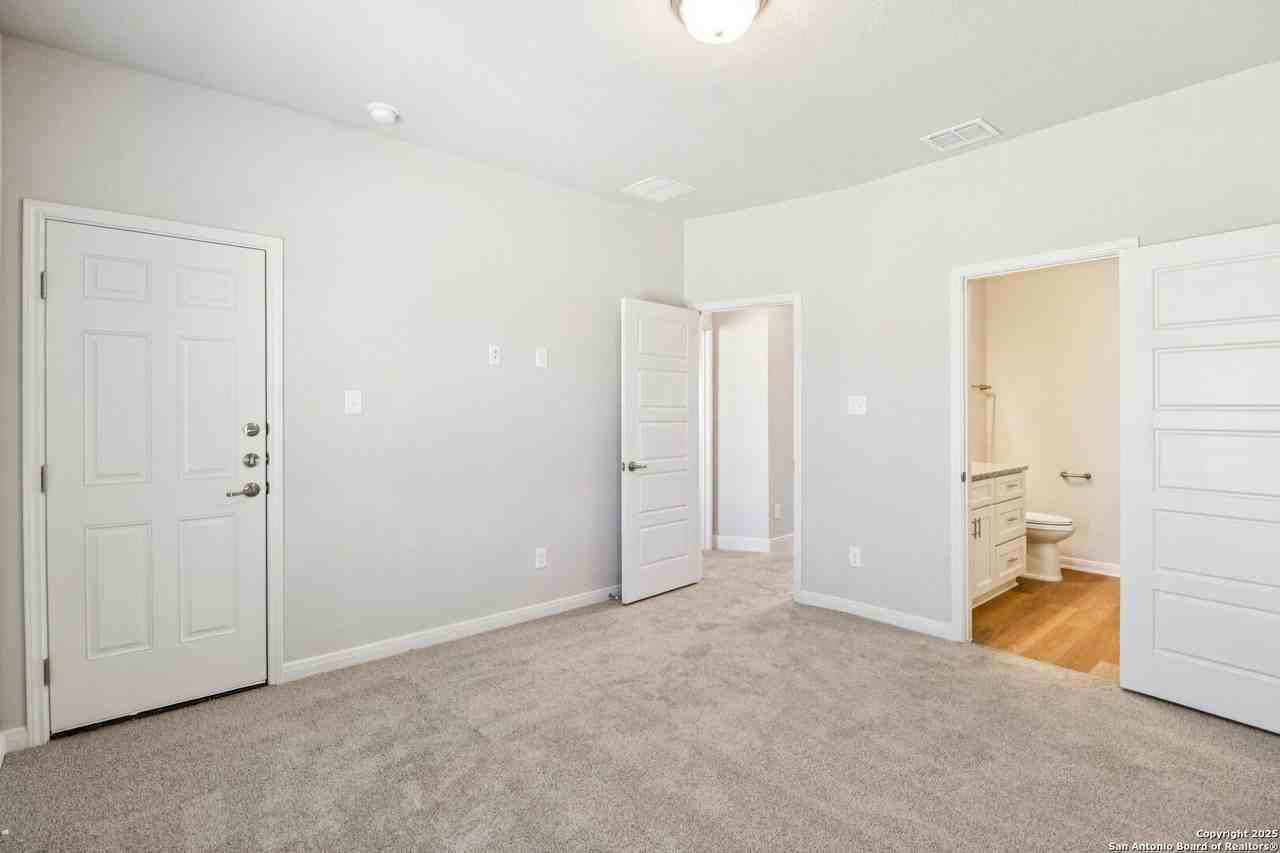 7110 Magnolia Crk Unit 101 #101 - Photo 7 of 16