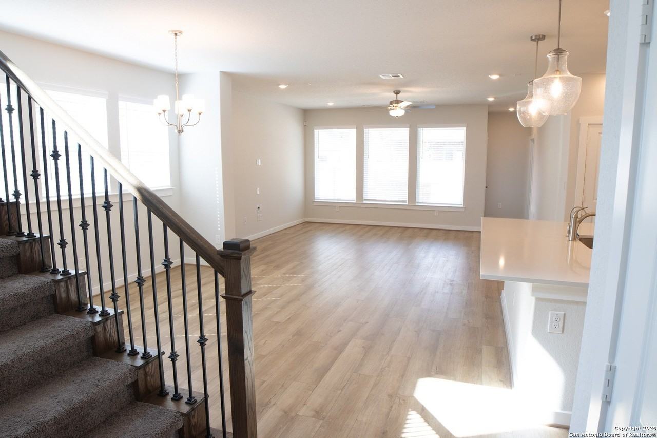 2618 Suncadia Lane - Photo 4 of 22