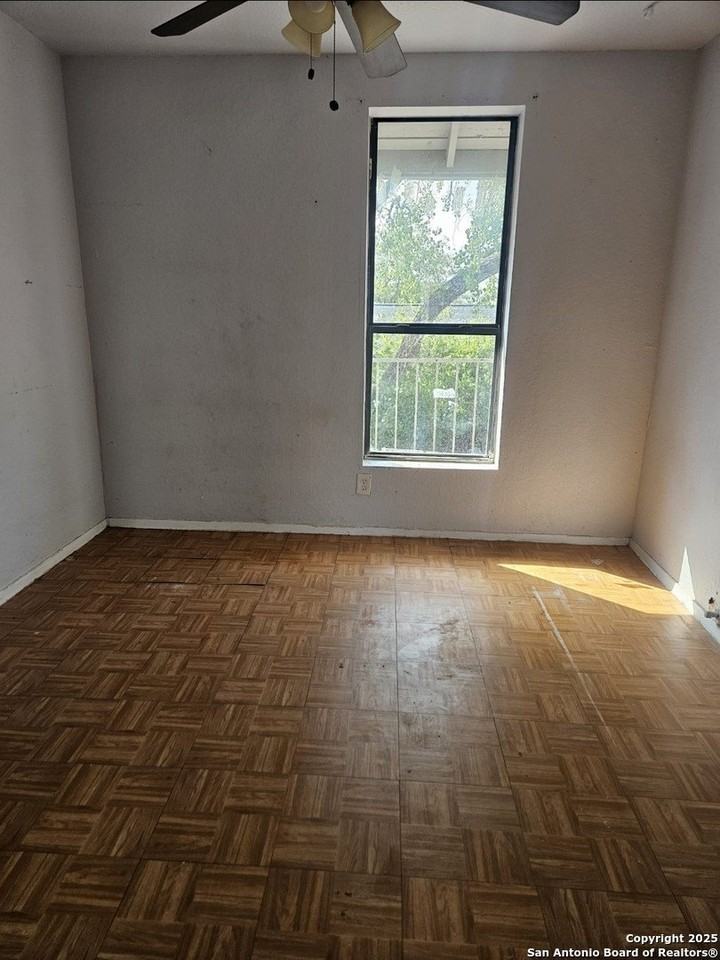 541 Hammond Ave #7 - Photo 2 of 4