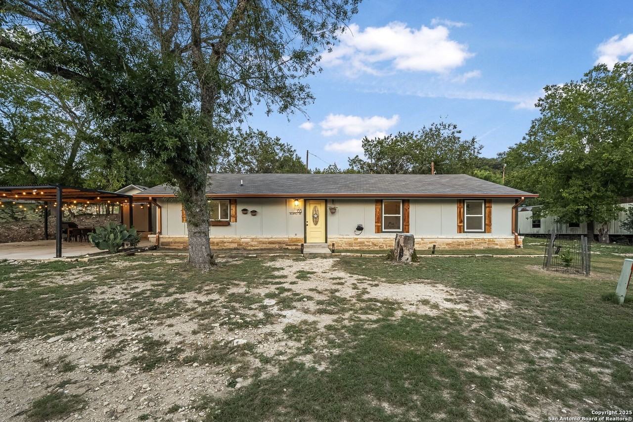 133 Alamo Dr