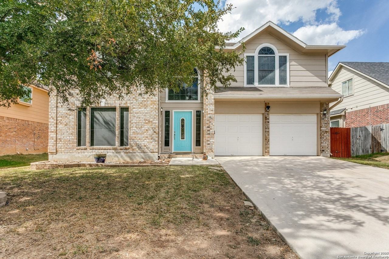 1109 Lauran Park Dr - Photo 2 of 31