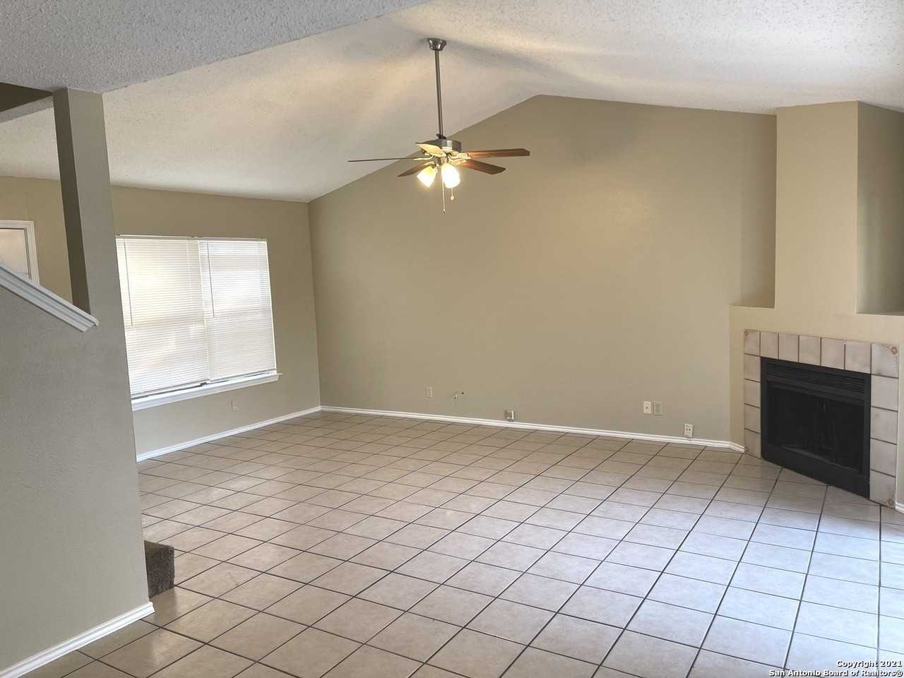 9735 Hidden Fls - Photo 5 of 13