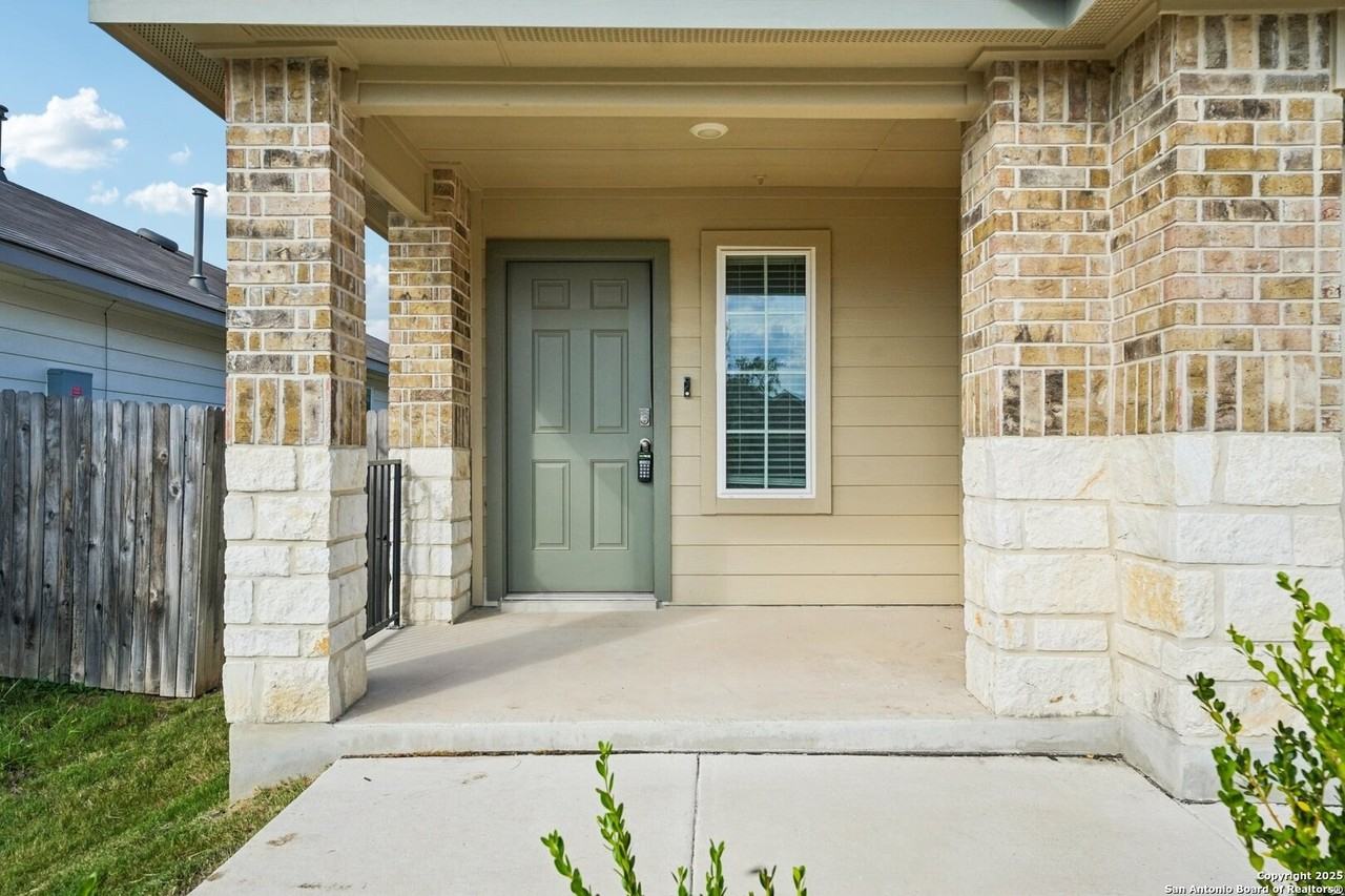 13855 Siltstone Loop - Photo 4 of 34