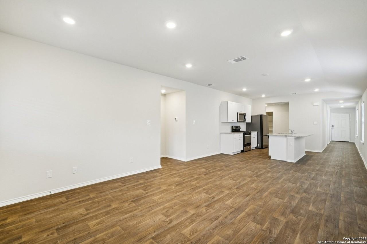 13855 Siltstone Loop - Photo 5 of 34