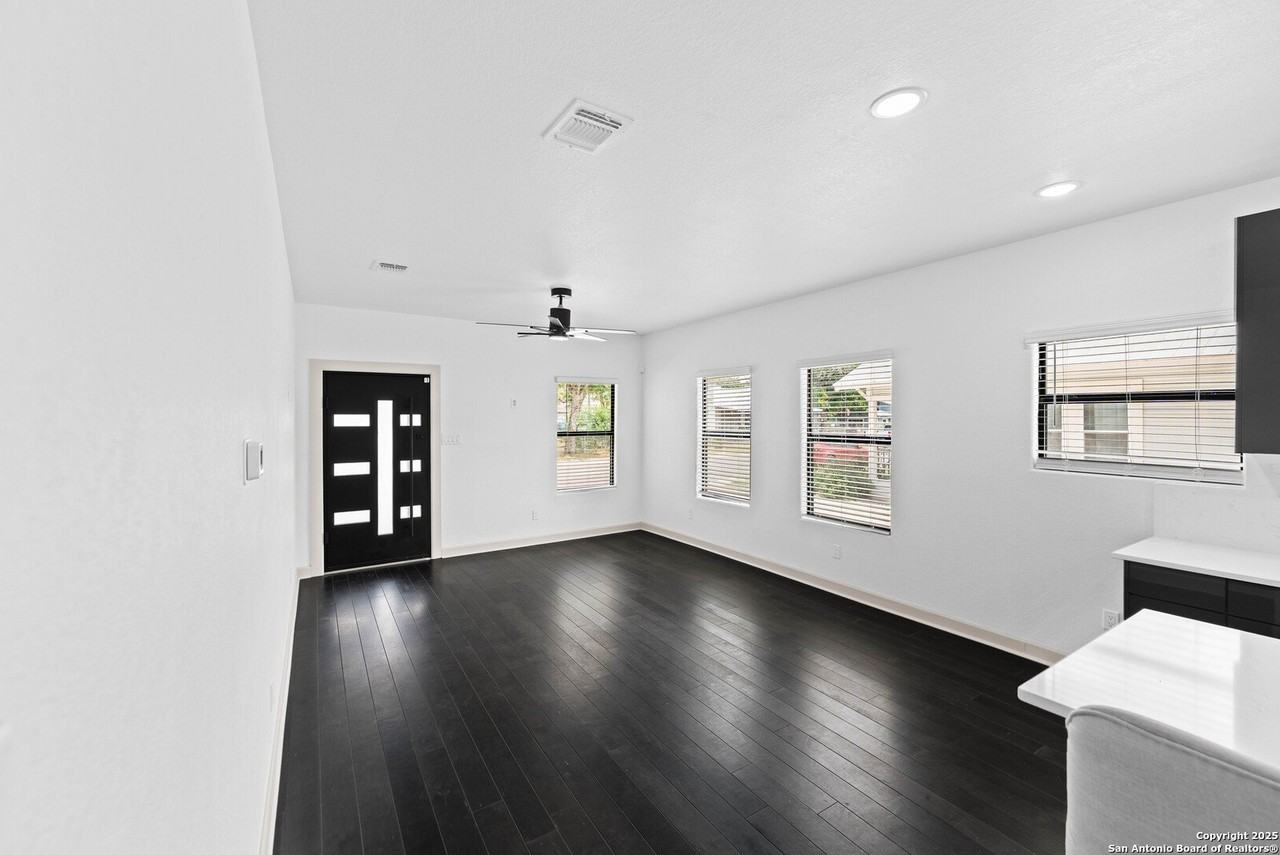 127 Haynes Ave - Photo 6 of 29