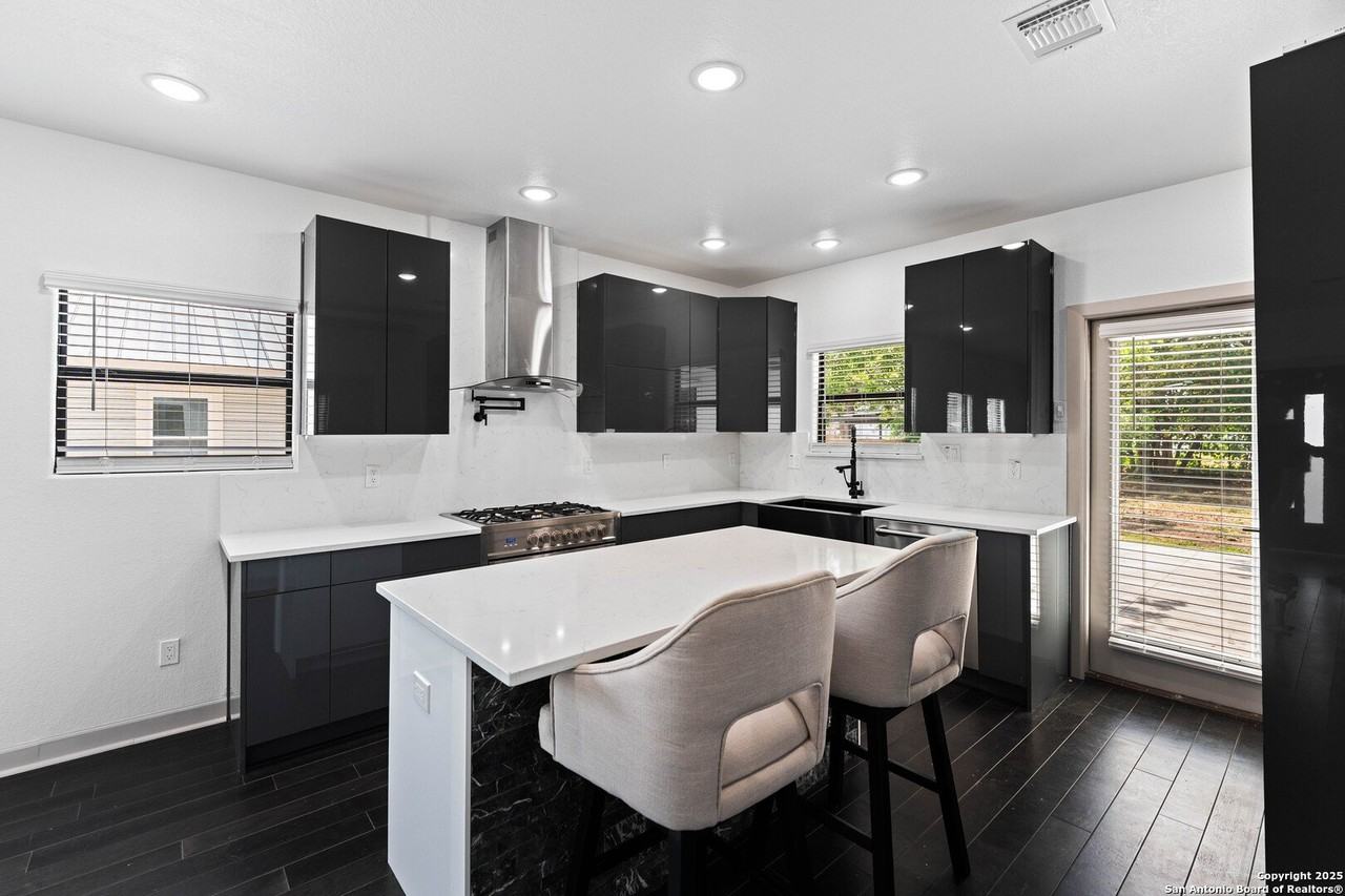 127 Haynes Ave - Photo 7 of 29