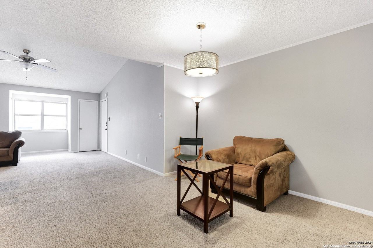 7738 Chambers Rd Apt 611 #611 - Photo 4 of 15