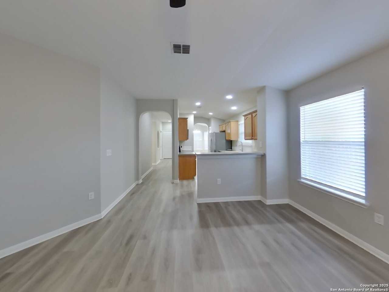 6614 Cougar Circle - Photo 2 of 17