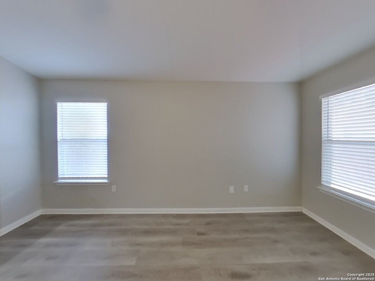 6614 Cougar Circle - Photo 3 of 17