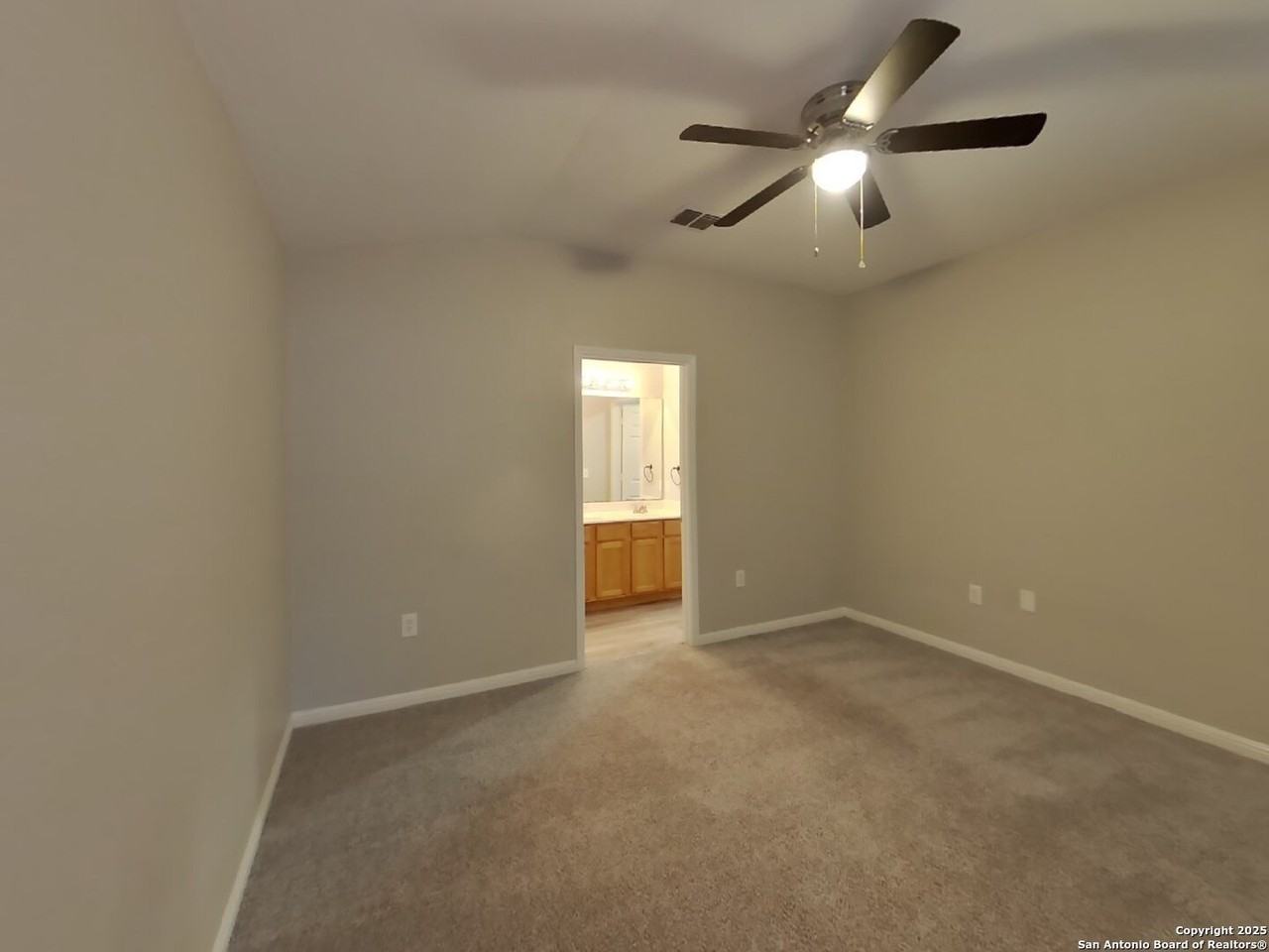 6614 Cougar Circle - Photo 6 of 17