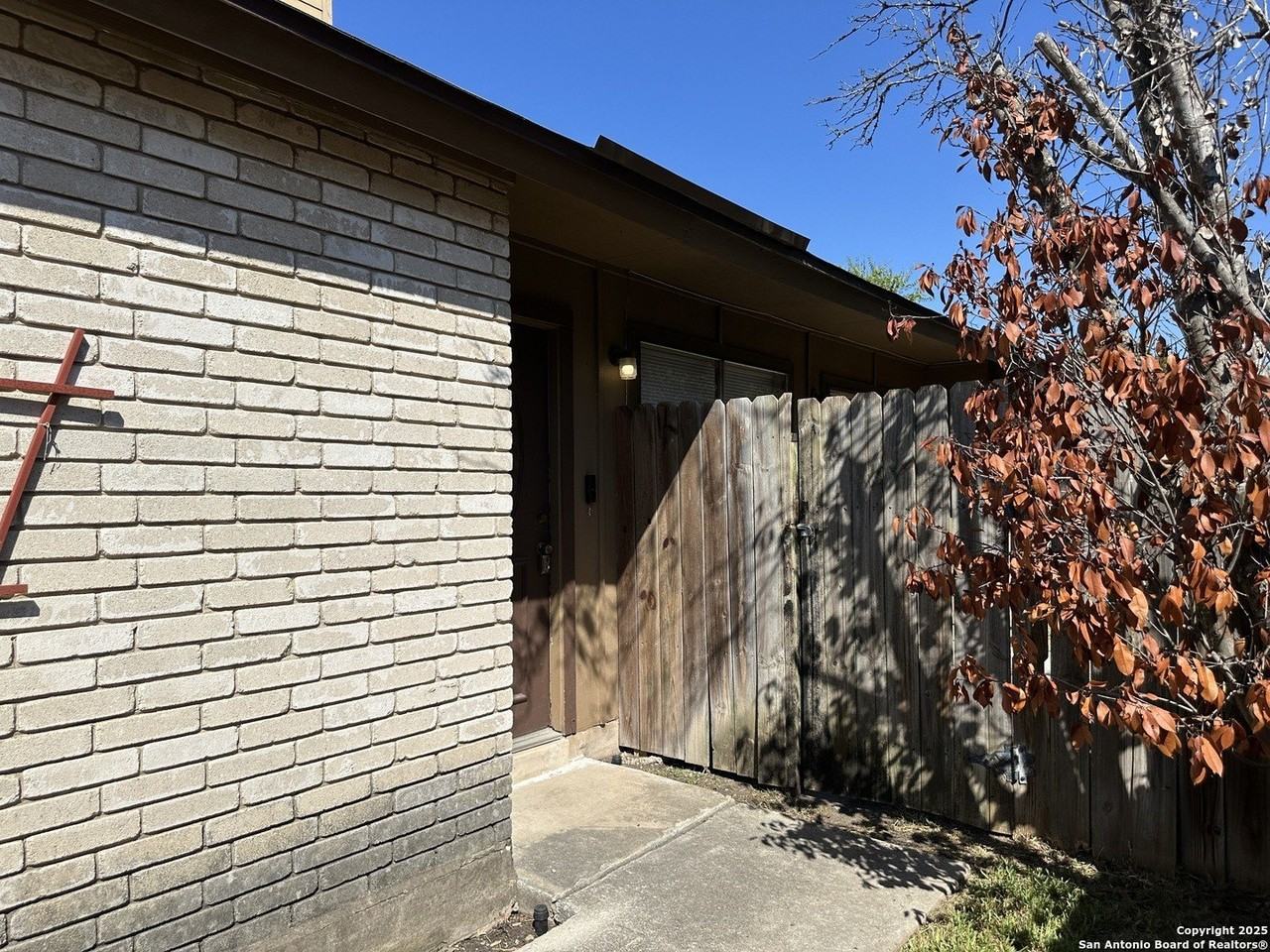 9933 Ardash Lane - Photo 2 of 16