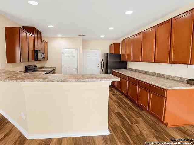 9838 Twinbear Crk - Photo 3 of 19