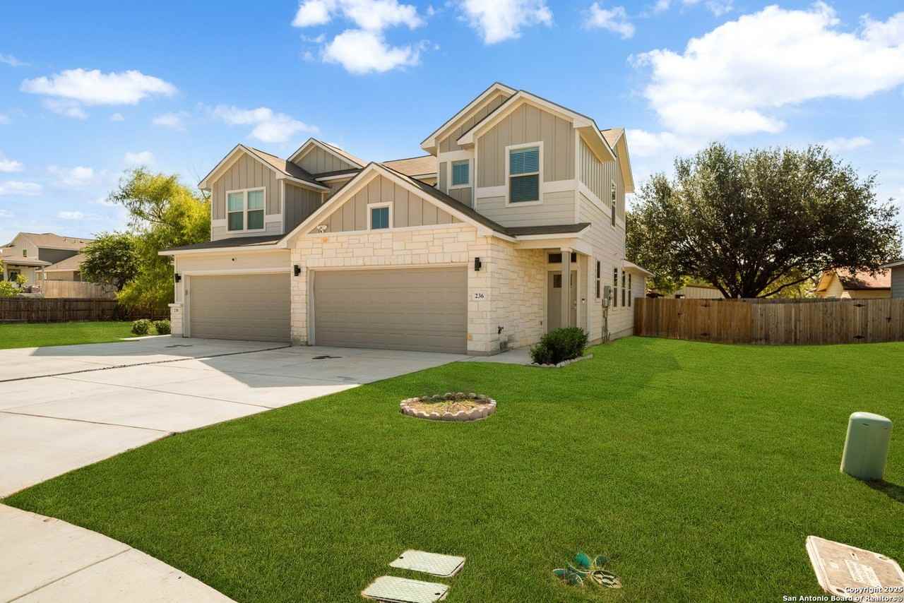 236 Joseph Circle - Photo 3 of 24