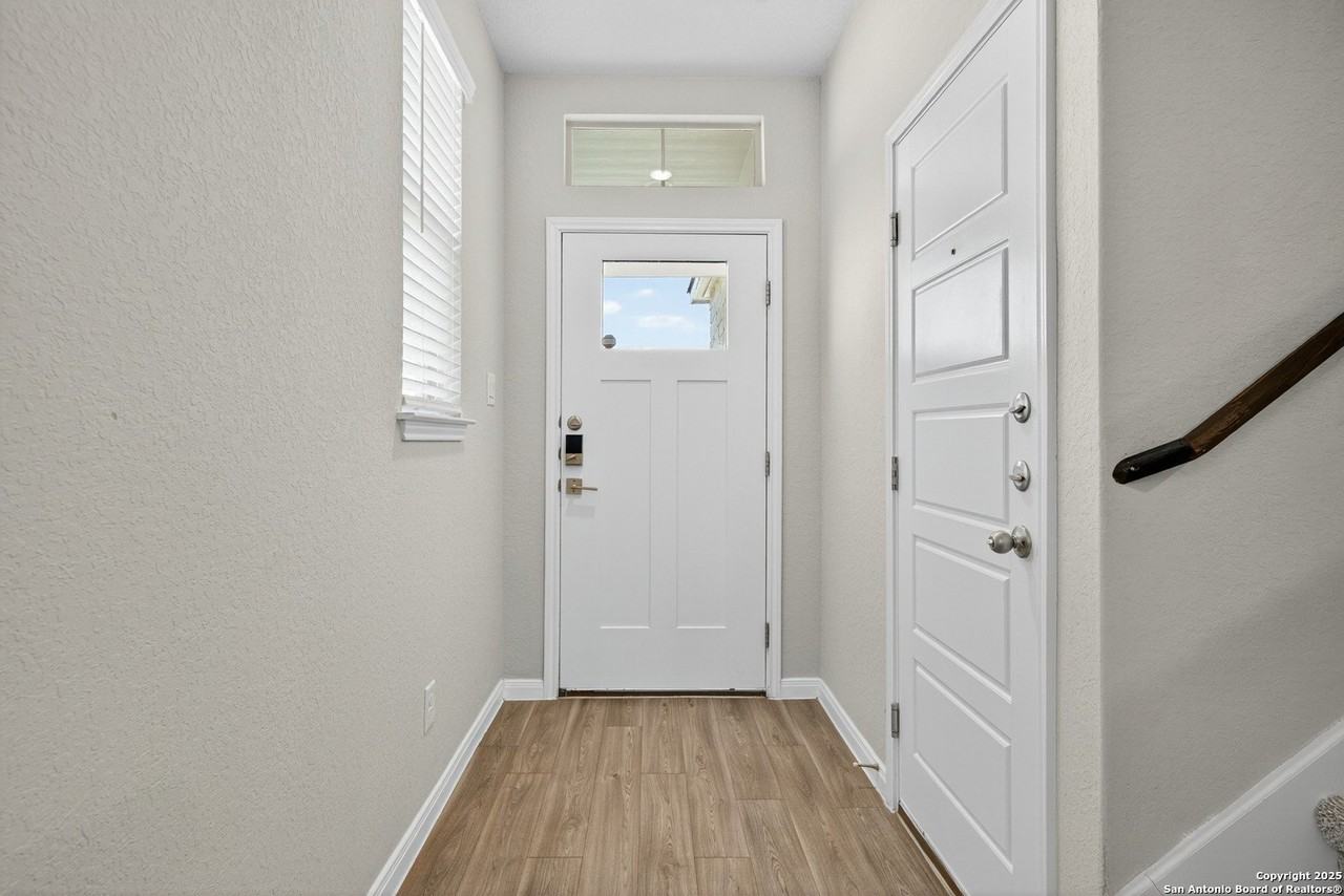 236 Joseph Circle - Photo 6 of 24