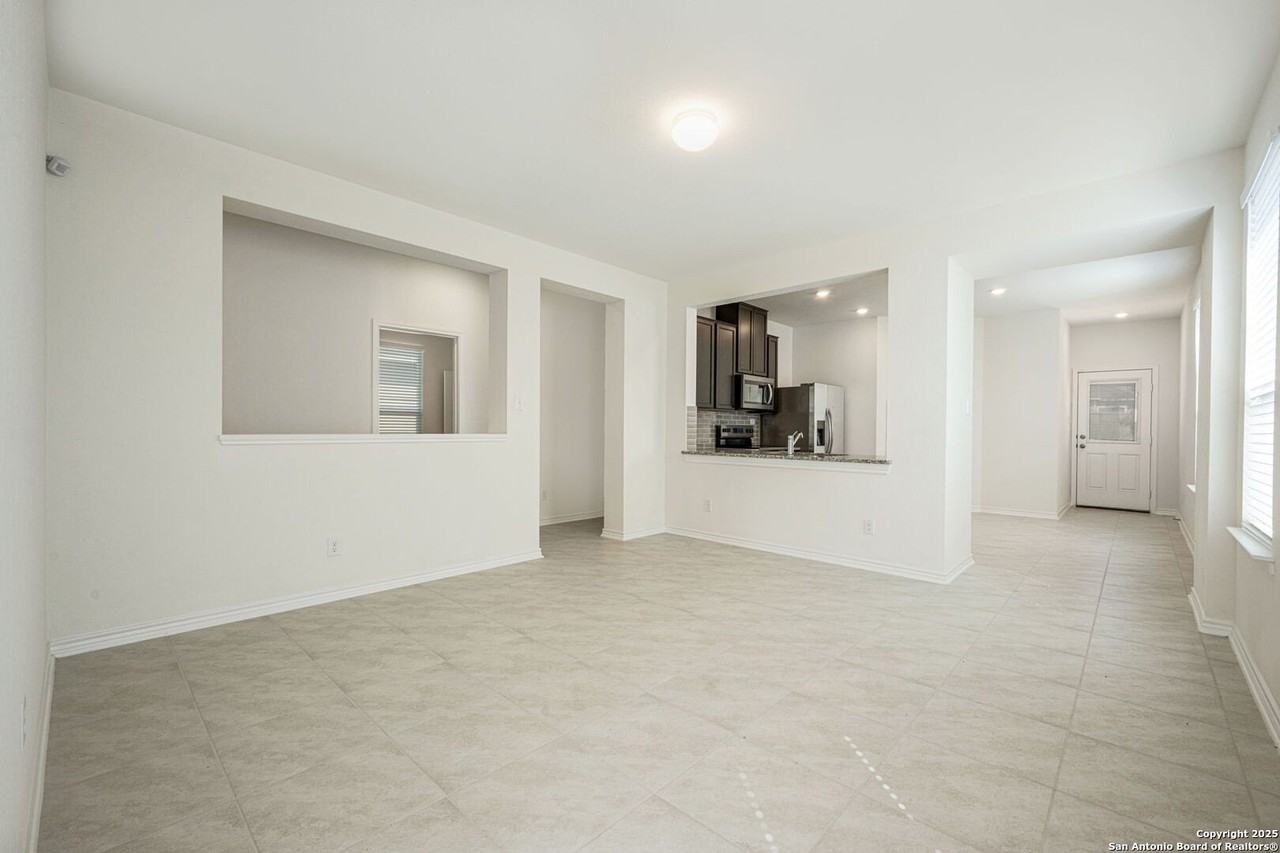 3435 Old Almonte Dr - Photo 5 of 26